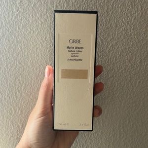 BNIB Oribe Matte Waves Texture Lotion